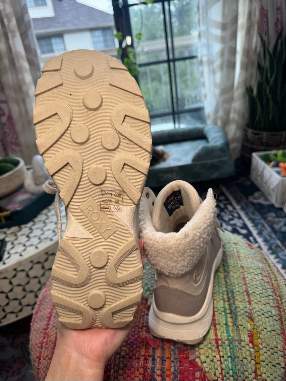 ▫️🤍 Roxy Women's Cream Tan Sherpa Lace-Up Winter Boots 🤍▫️